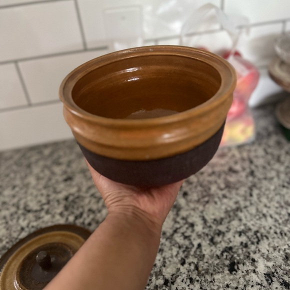 Earthenware Ceramic Dark and Golden Brown Bowl with Lid Hand thrown Clay Decor - Picture 16 of 16